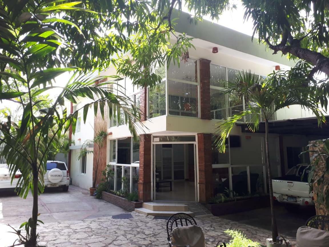 Hotel Alcaldeza - Garden House Maria Guadalupe Σάντο Ντομίγκο Εξωτερικό φωτογραφία